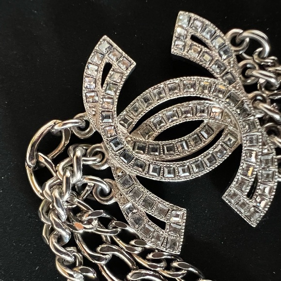 Chanel CC Multi-Strand Long Chain Necklace - Picture 3 of 10